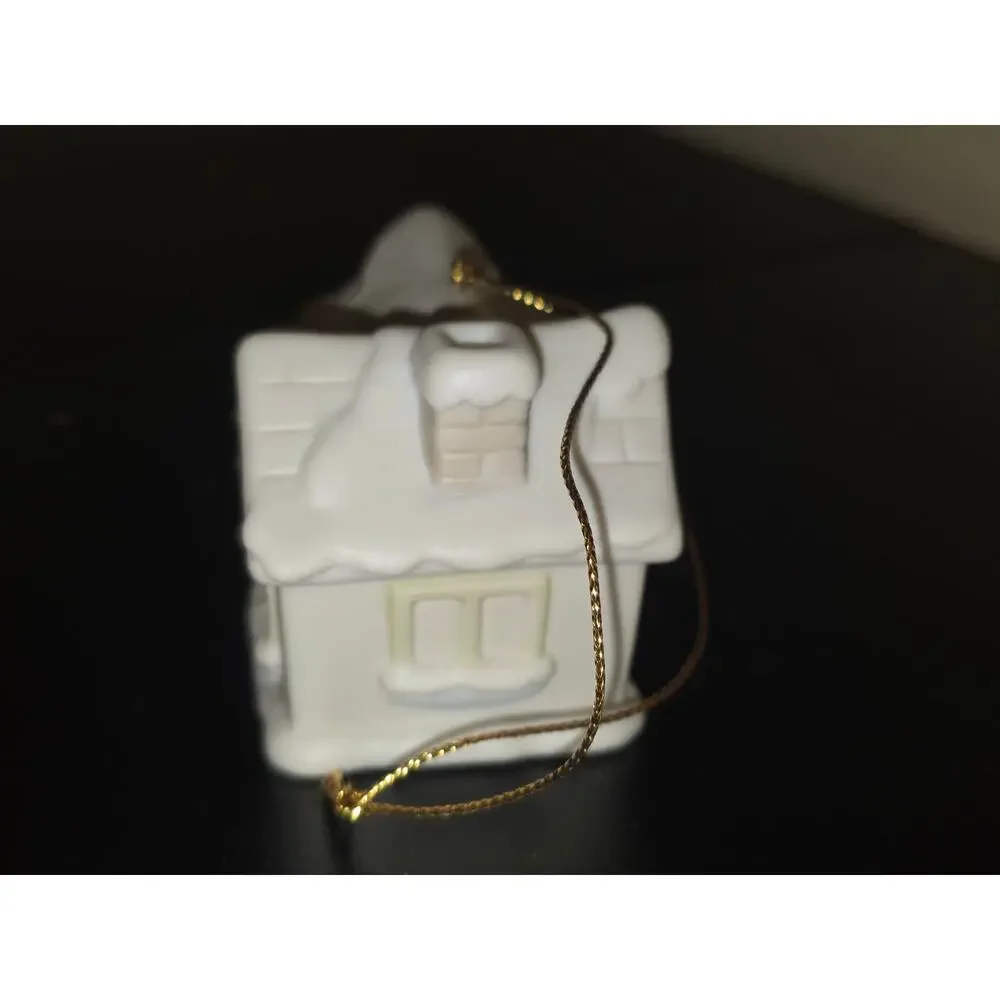 Enesco Precious Moments Sugar Town Sams House Ornament 530468 Porcelain